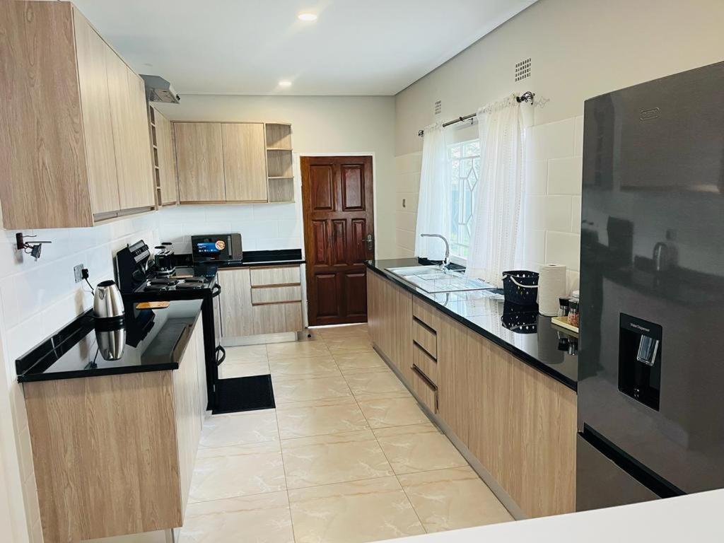 Elisheva Apartment Ndola Eksteriør bilde