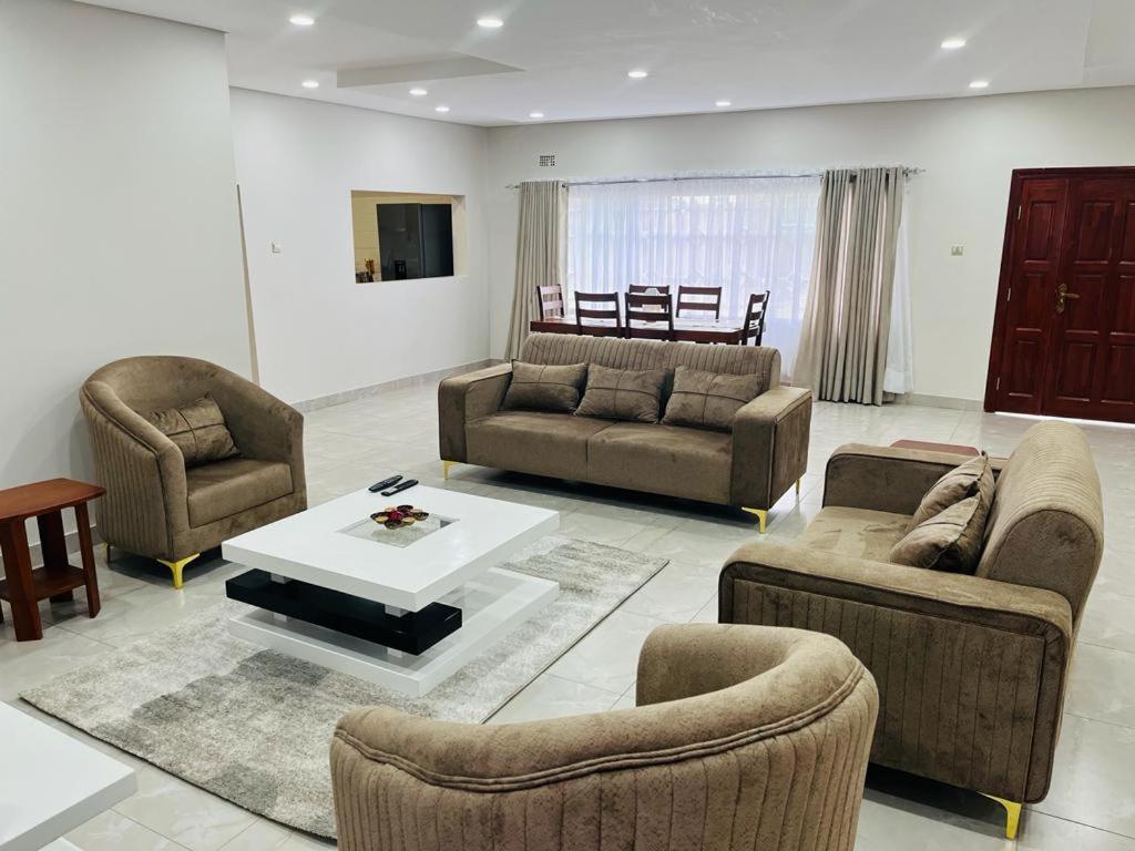 Elisheva Apartment Ndola Eksteriør bilde